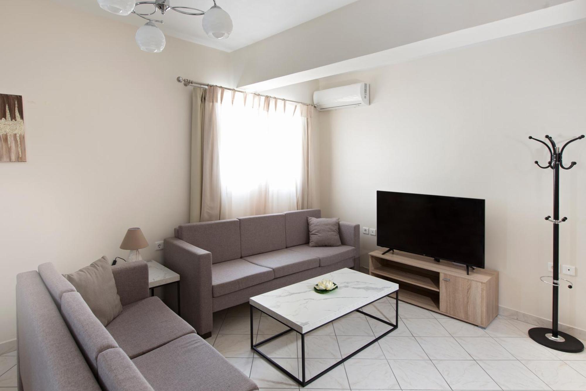 Apartment Kostas 1 *