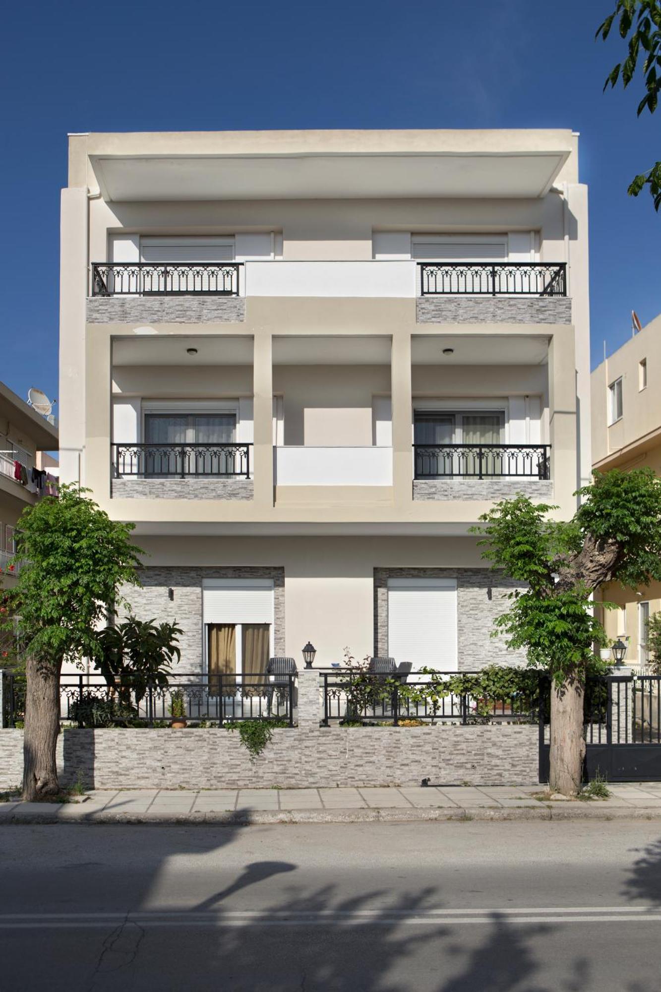 Kostas 1 Apartment