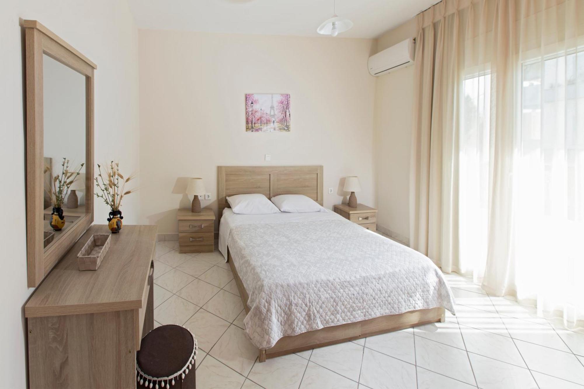 Apartment Kostas 1 *